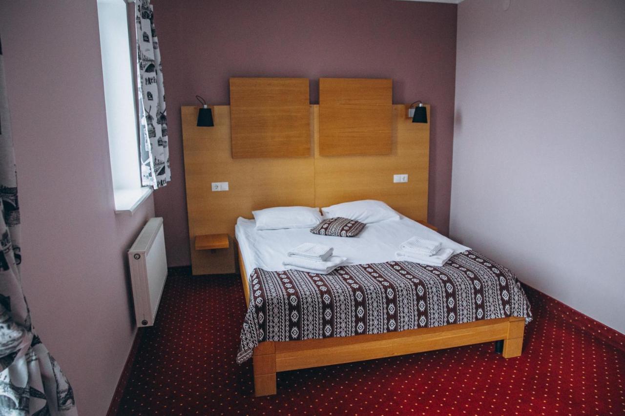 Hoch Land Hotel ยาบลูนิตซา ภายนอก รูปภาพ