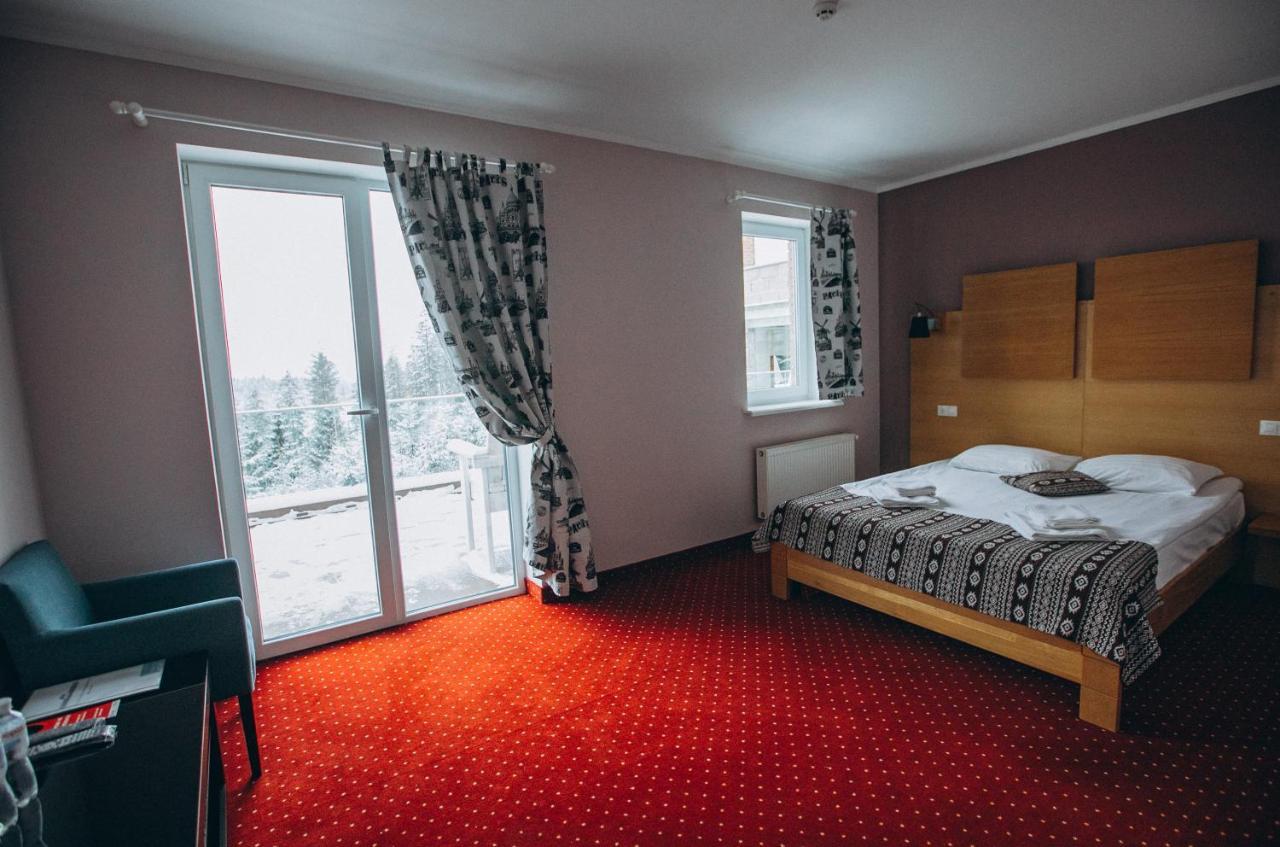 Hoch Land Hotel ยาบลูนิตซา ภายนอก รูปภาพ
